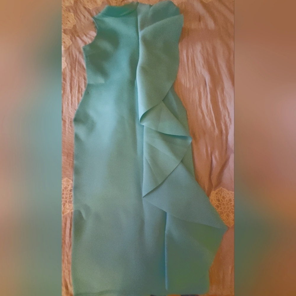 Bodycon Ruffle Dress Turquoise - Picture 3 of 3